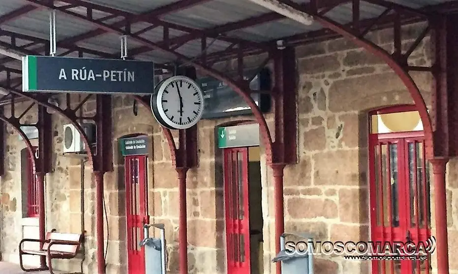 portada. Estación tren A Rúa