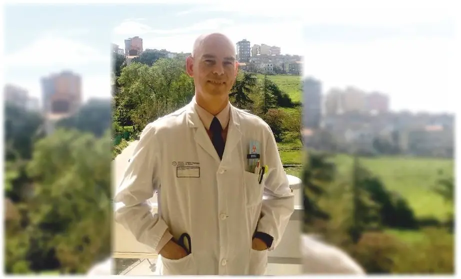 Dr. Carlos González de la Cuesta, jefe de alergología del CHUO