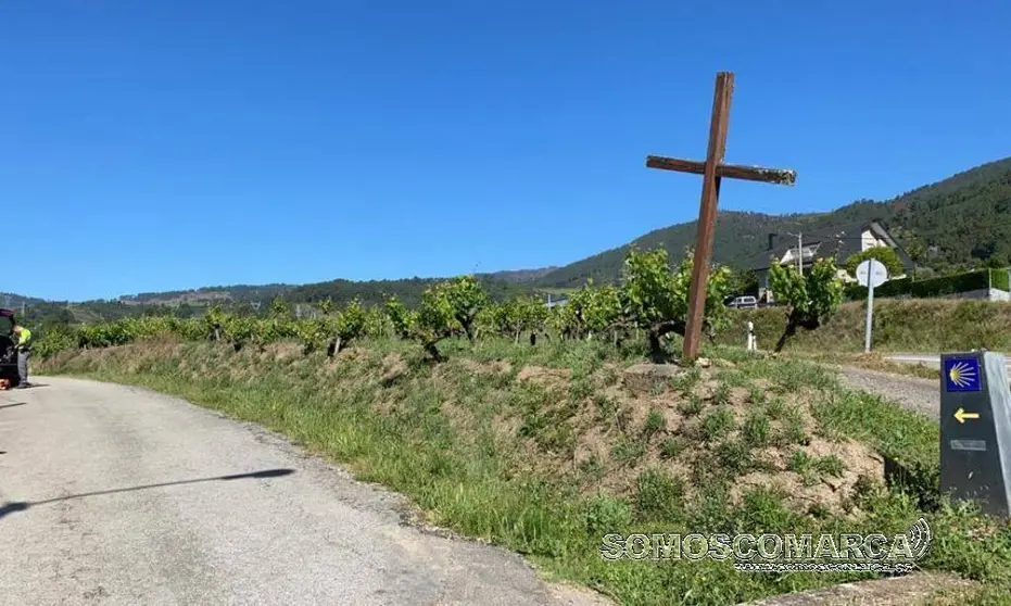 Camiño de Inverno á entrada de Fontei na zona da Pireira