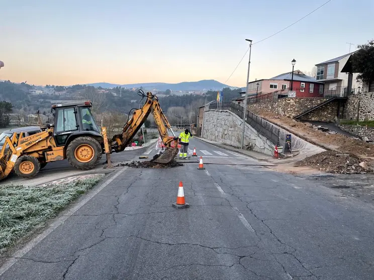 somoscomarca_arcos_plaza_obras_bañadoiro_basura_2022-01-25 (1)