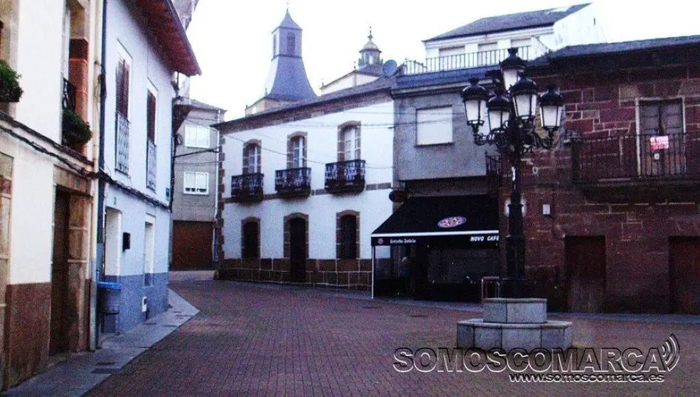 Plaza Cesar Conti A R&uacute;a Vella