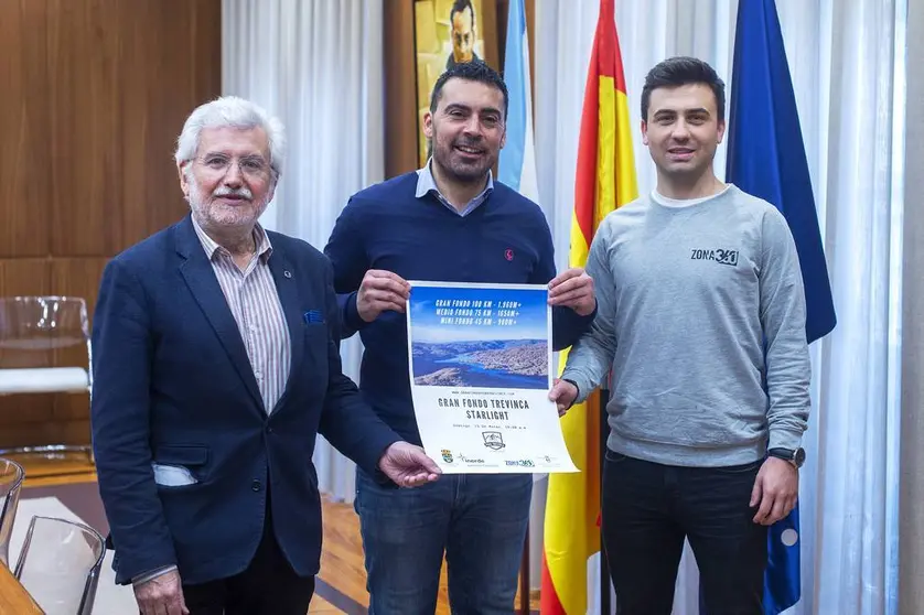 Presentación de "Gran Fondo Trevinca Starlight".- Na sala de xuntas do Pazo Provincial terá lugar a presentación da proba deportiva "Gran Fondo Trevinca Starlight", acto no que participará o vicepresidente da Deputación de Ourense, Rosendo Fernández; o alcalde da Veiga, Juan Anta; e o director deportivo do evento, David Álvarez.