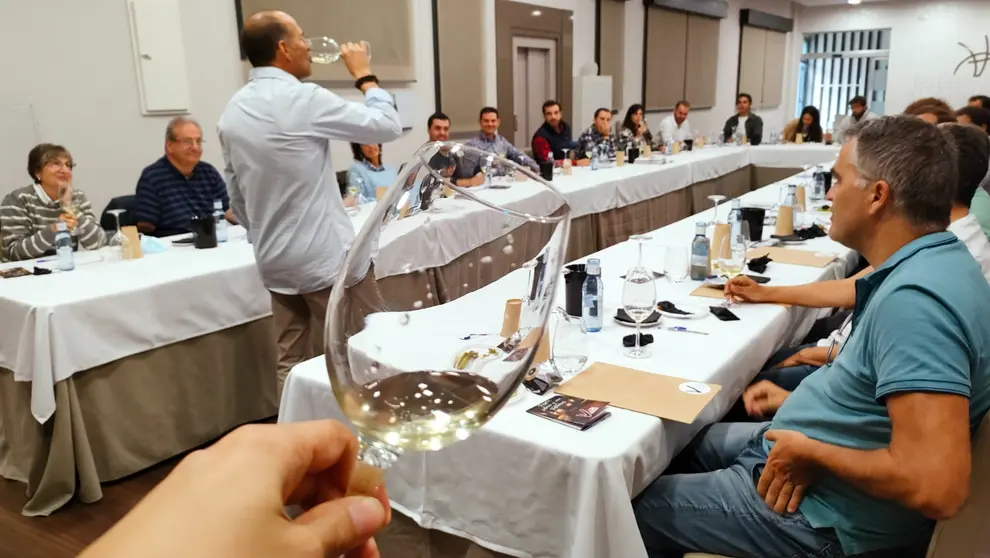 O curso de cata realizouse no Hotela A Calzada de Arcos, en Vilamartín de Valdeorras