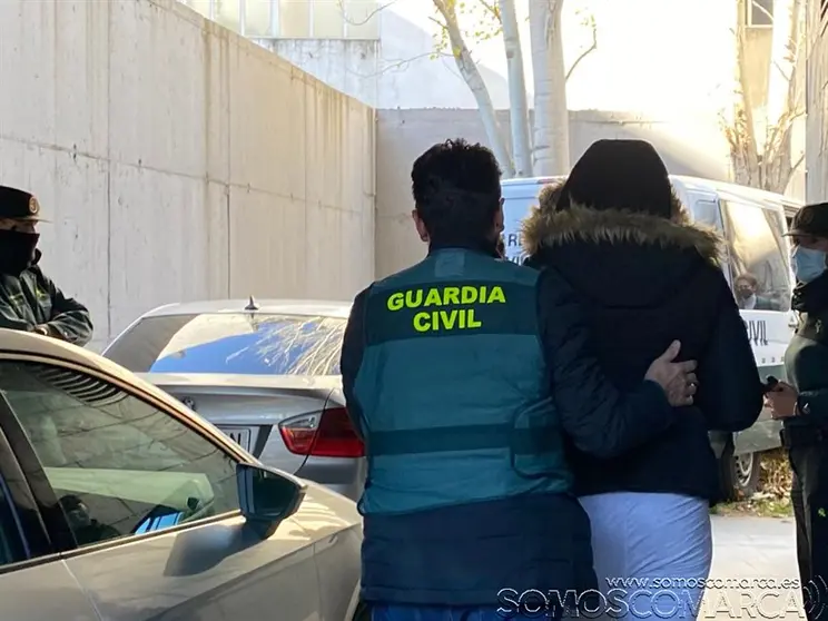 somoscomarca_detenida_asesinato_leticiamagali_juzgadosguardiacivil_2021-11-18 (3)