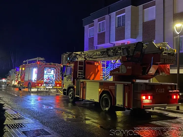 somoscomarca_bomberos_casa_callepetin_obarco_policialocal_2021-12-20 (1)