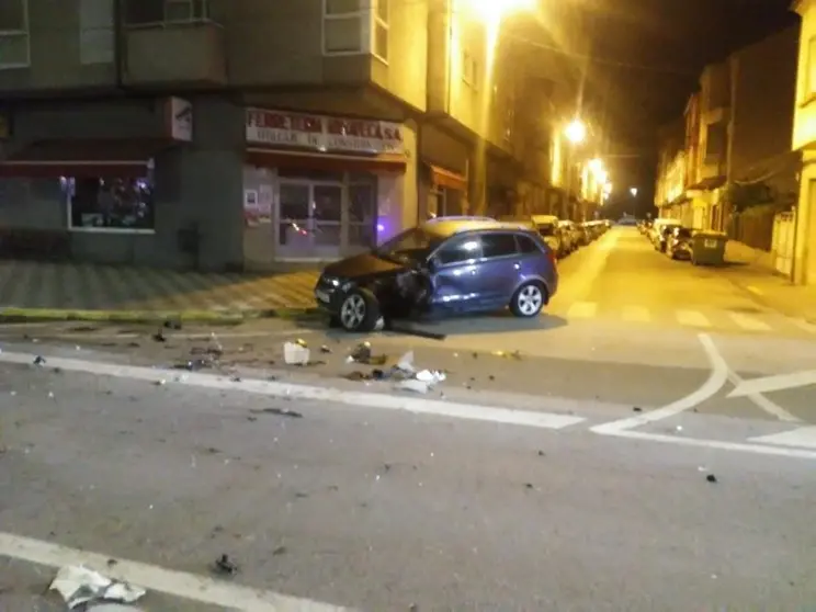 somoscomarca_accidente_arua_coches_campogrande_2022-04-24 (2)
