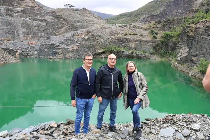 somoscomarca_obarco_casaio_baltar_maricarmen_victor_severino_pizarra_balsas_casaio_balsacaborcooscuro_2022 (13)