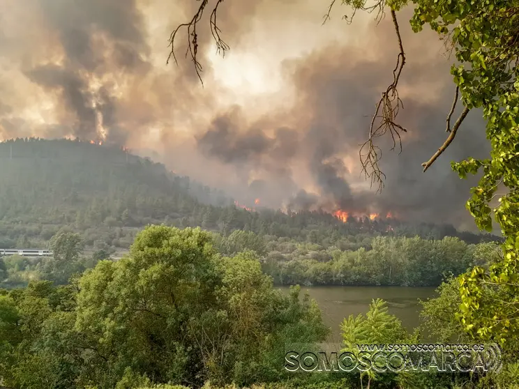 somoscomarca_fuego_incendio_sanxusto_embalse_2022-07-20