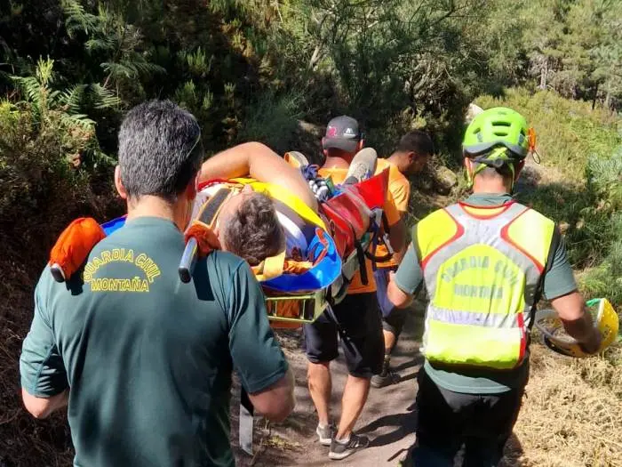 Ereim rescata a un ciclista en el bike park de manzaneda