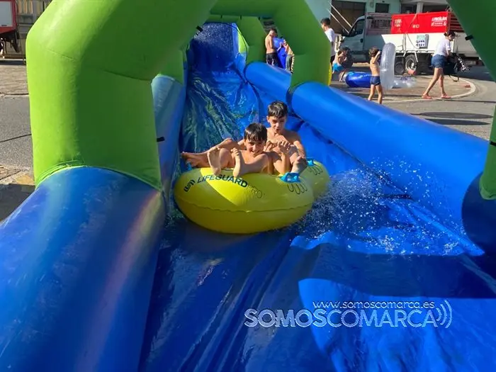 somoscomarca_vilamartin_hinchables_agua_2022 (3)