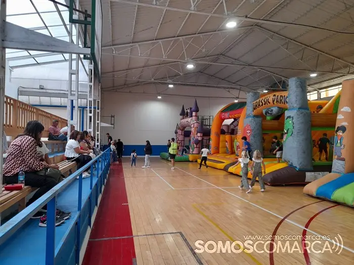 somoscomarca_obarco_hinchables_pavellon_festasdocristo_2022