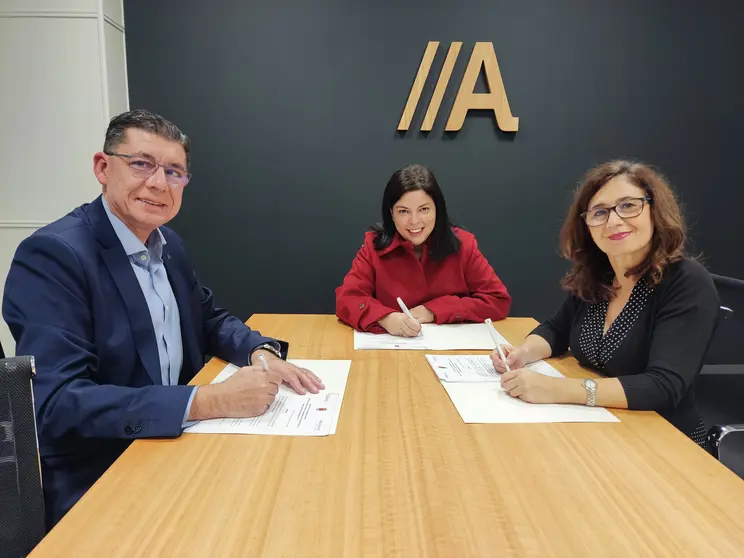 somoscomarca_firma_convenio_Abanca_trives_2022-12-27
