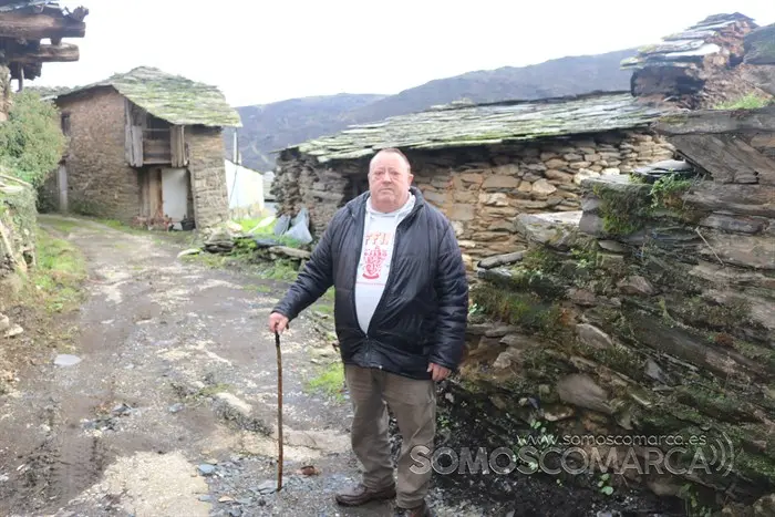 somoscomarca_candeda_visita_alfonsorueda_incendio_ayudas_casas_2022 (11)