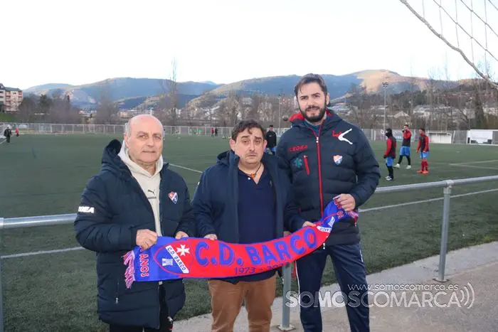 somoscomarca_obarco_futbol_cdbarco_presentacion_entrenadores_joseantoniorodriguez_candido_2023 (9)
