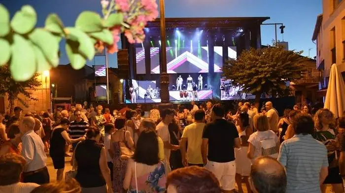 festassantiago_petin_orquesta