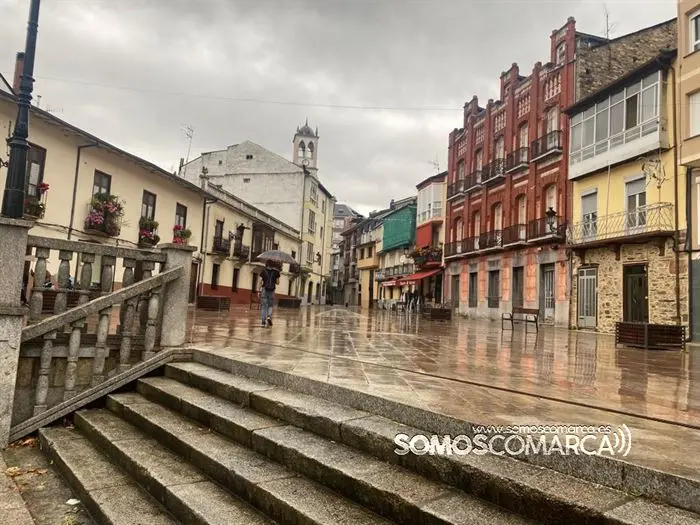 somoscomarca_obarco_cascovello_prazamaior_plazamayor_mojada_lluvia__panoramica_20232626 (4)