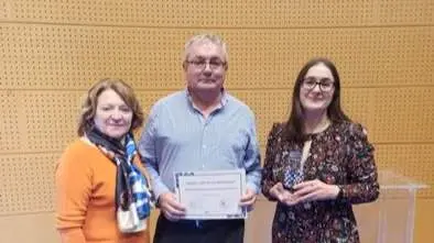 P_somoscomarca_240314_obarco_centrodesalud_premio
