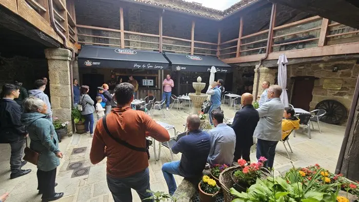 somoscomarca_240614_trives_futbolsala_presentacion_internacionalribeirasacra