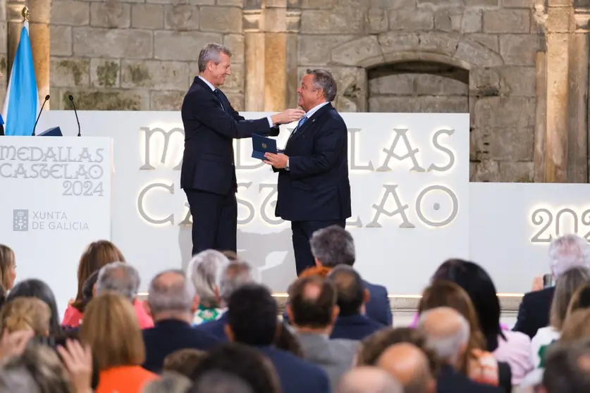 somoscomarca_xunta_medallacastelao_alfonsorueda_julioancochea_asomega