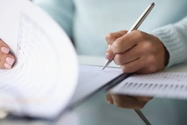 P_somoscomarca_240729_examenteorico_istock