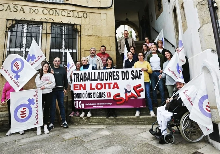 portada_somoscomarca_vianadobolo_trabajadoressaf_protesta_concello4