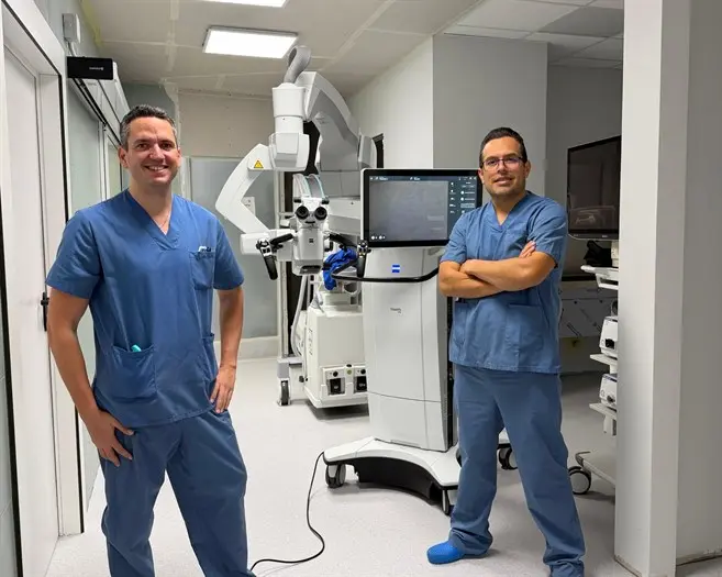 somoscomarca_20251114_nuerocirujanos_clinicaponferrada2017