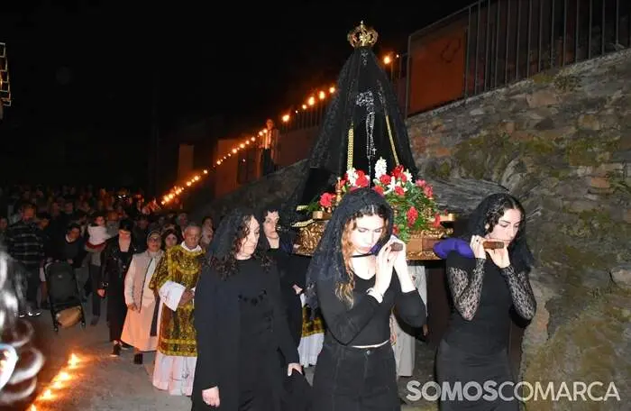 portada_somoscomarca_20260403_ocastro_procesioncaracoles_semanasanta (26)