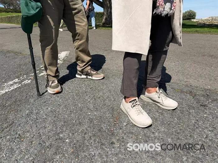 somoscomarca_calzadocomodo_muletas_gentemayor292