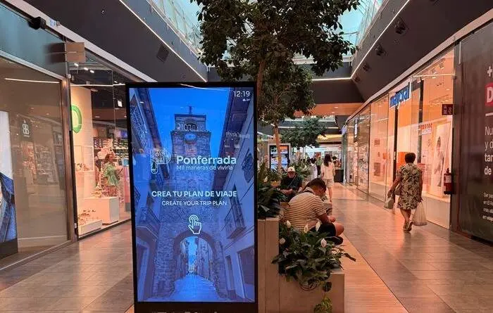 somoscomarca_centrocomercialelrosal_totem