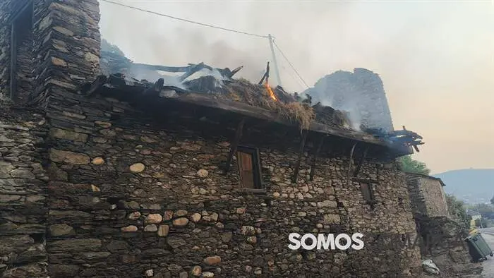 somoscomarca_snxusto_incendio_palleira