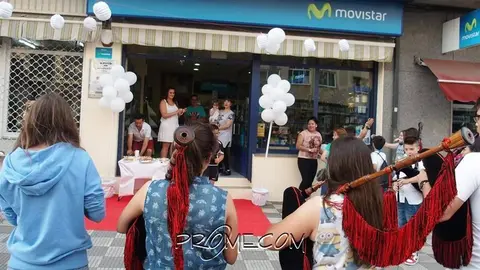 I Noite de Descontos na Rúa