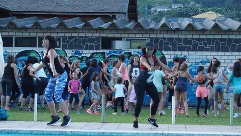Zumba en Vilamartín
