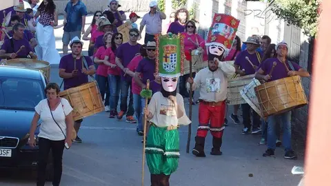 Os Viticultores, entroido de verán. portada