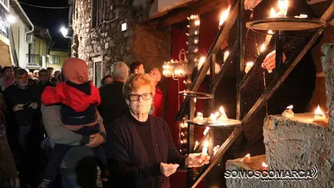 Pili la persona que vela por la tradición de los caracoles encendidos. Caracoles, Semana Santa Petín 2017
