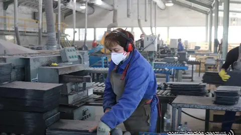 Las mujeres principalmente son embaladoras en empresa de Pizarra