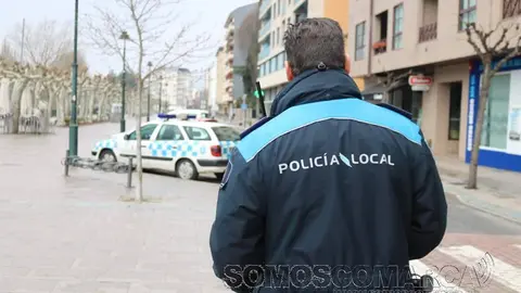 Policía Local en el Malecón de O Barco