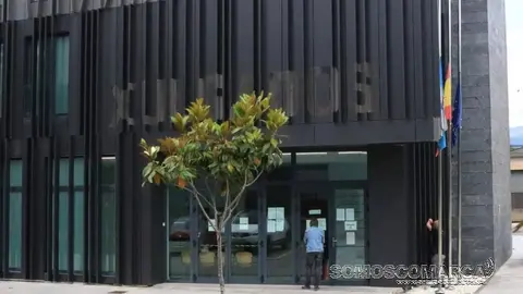 Durante el estado de alerta la ventana lateral sirve para entregar documentación
