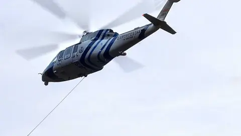 Helicóptero Gardacostas de Galicia. Pesca I rescate en Casaio