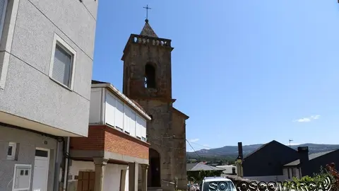 Iglesia de Santa María en Viana do Bolo