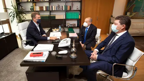 anf recibe ao alcalde de viana do bolo