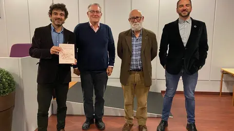 somoscomarca_libro_presentacion_ricardogurriaran_peñatrevinca_montañismo_2021-10-27 (5)