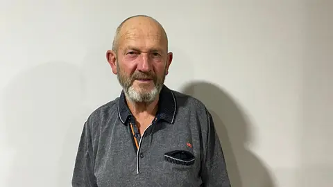 somoscomarca_gelasiosotelo_colocadorpizarra-trives