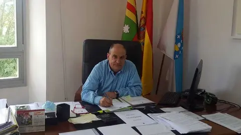 Abelardo Carballo, alcalde de Viana