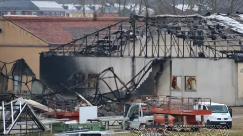 somoscomarca_cedie_incendio_naves_apagado_2022-03-01 (11)