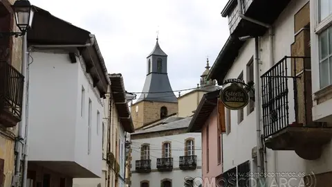 Peque-entroido en A Rúa Vella con FArgalleiros y chocolatada (32)