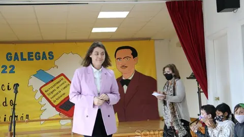 D&eacute;bora &Aacute;lvarez. A Primavera das Letras de Florencio