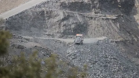 somoscomarca_cantera_pizarra_explotacion_maquinas_camion_2021 (4)
