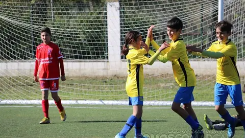 Encuentros de las bases del Rúa en el Vicente Solarat la mañana del sábado 2 de abril
