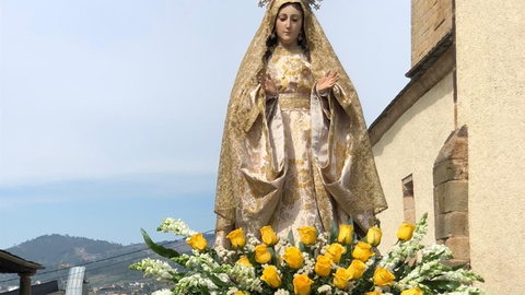 Procesión del Encuentro en la parroquia de San Esteban de A Rúa (8)