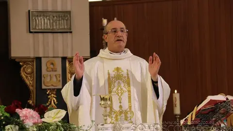 Misa de Santa Rita presidida por el obispo y bendición de las rosas (20)